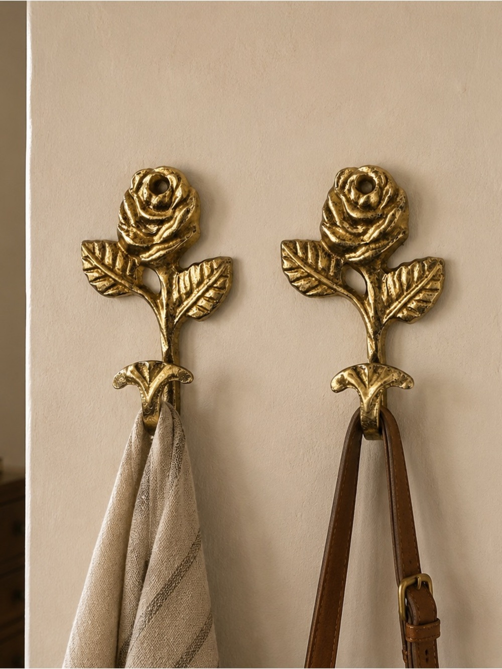 Vintage Gold Rose Wall Hook Set - Decorative Floral Hooks